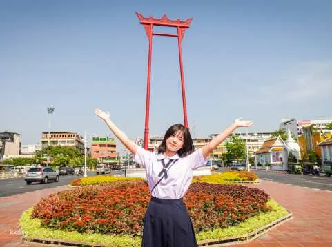 Bangkok City Photo Tour & Thai Student Uniform Cosplay | Thailand