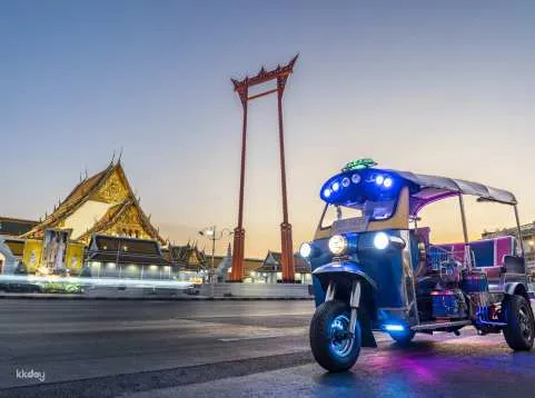 Bangkok Street Eats by Tuk Tuk | Thailand
