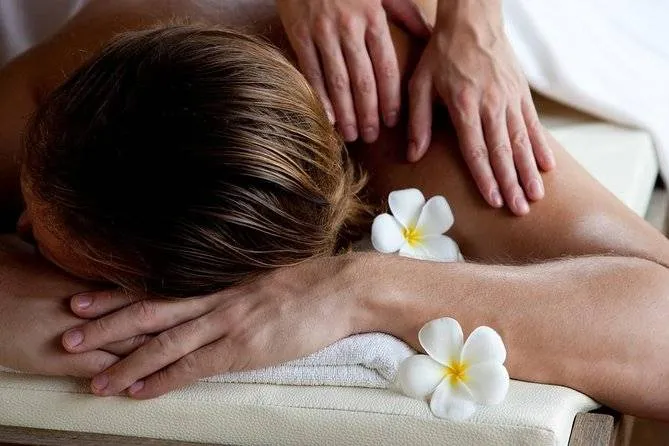 Island Inspired Hawaiian Healing Massage